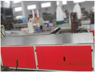 専門ポリ塩化ビニールのプロフィールの放出ライン デッキのプロフィール機械SJSZ65/80